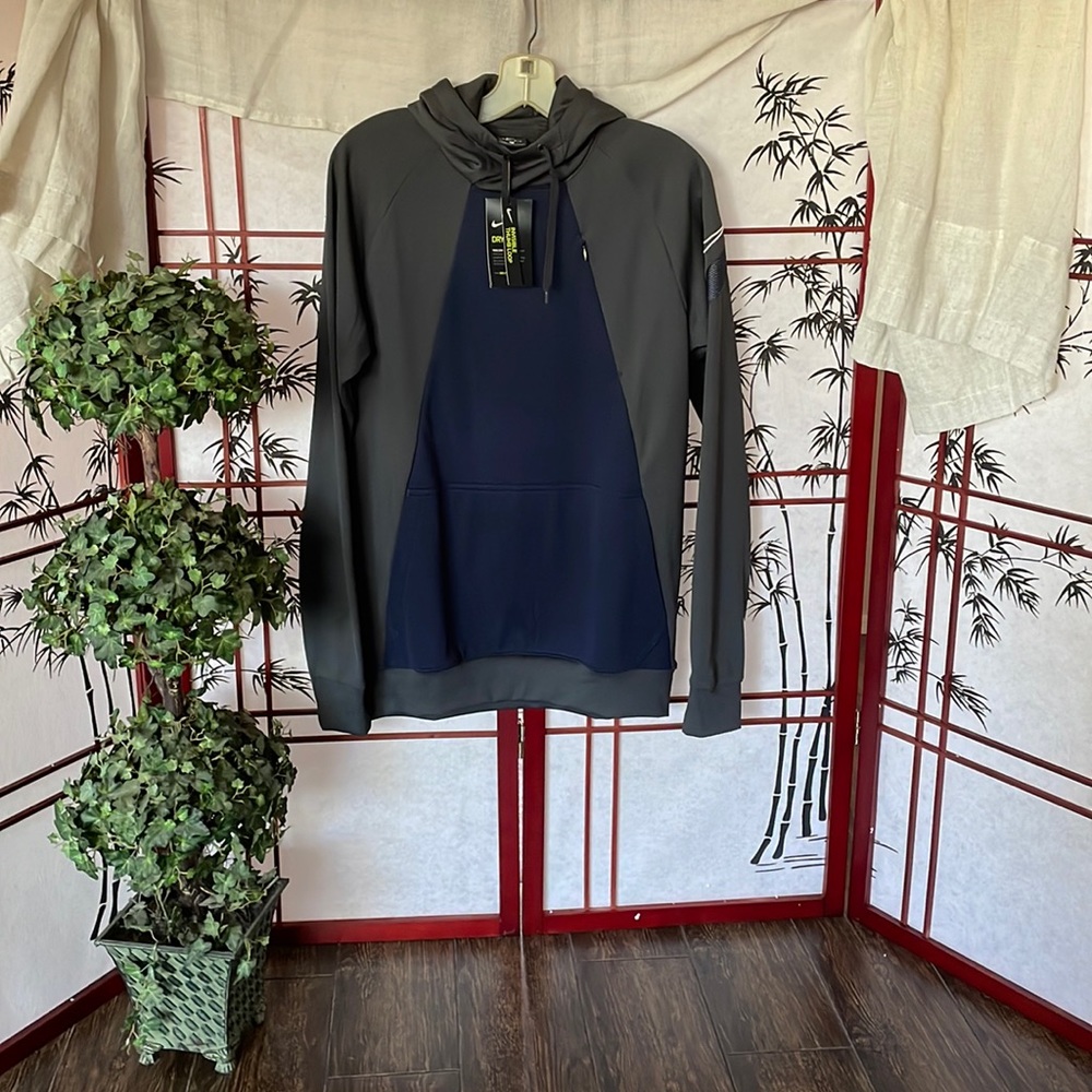 Nike Men’s Dri-Fit Hoodie; NWT